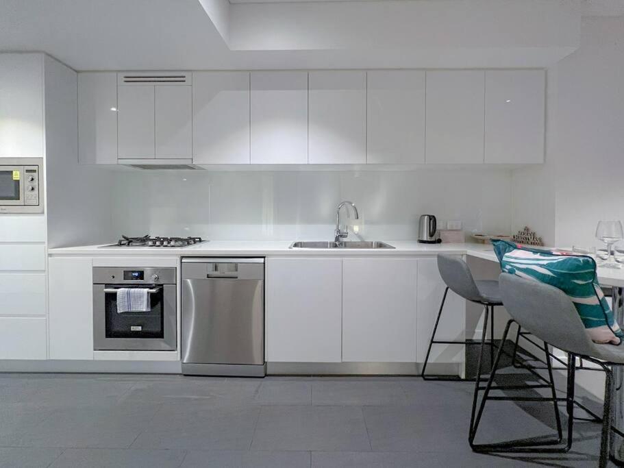 Amazing 2 Bedroom In Cbd! Brisbane Eksteriør bilde